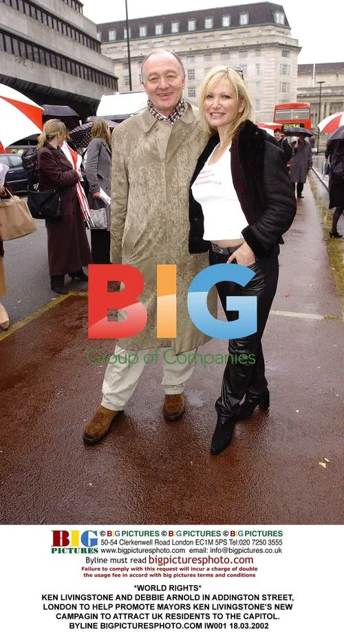 Ken Livingstone and Debbie Arnold promote London campaign
