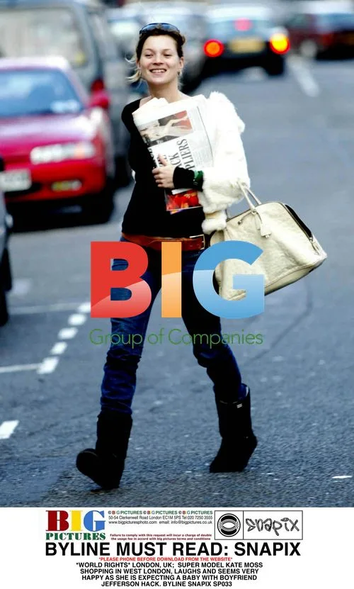 Kate Moss Shopping in West London