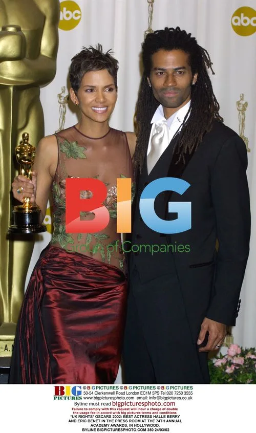 Halle Berry and Eric Benet at Oscars 2002