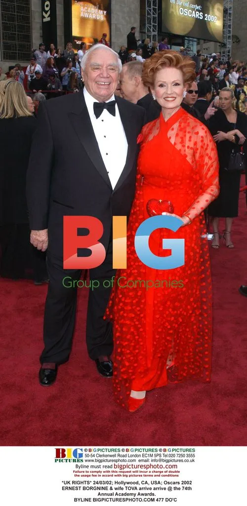 Oscars 2002: Ernest Borgnine and wife Tova