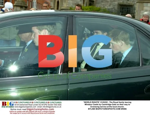 Royal family leaving Windsor Castle