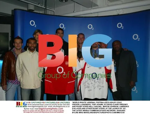 Arsenal and Rugby Stars Launch 'O2'
