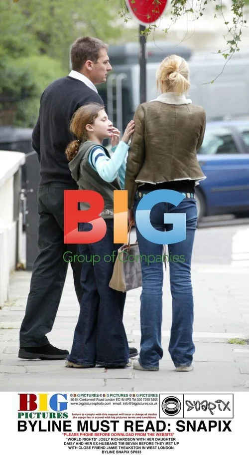 Joely Richardson with Daughter & Ex-Husband