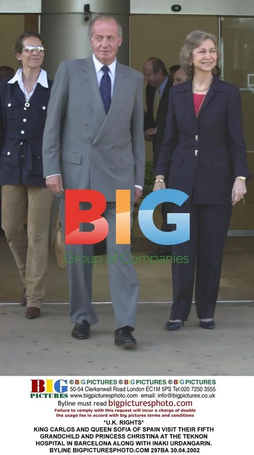 King Carlos and Queen Sofia visit new grandchild