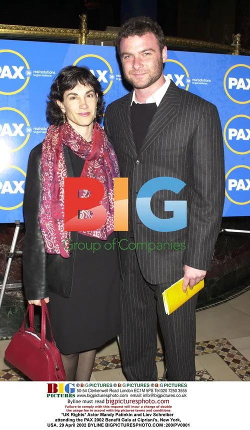 Patinkin and Schreiber at PAX 2002 Gala