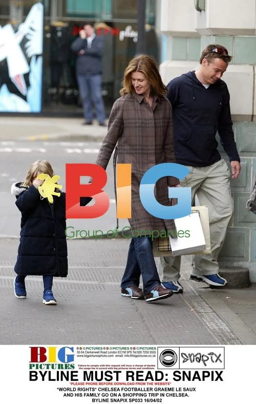 Chelsea Footballer Graeme Le Saux Out Shopping