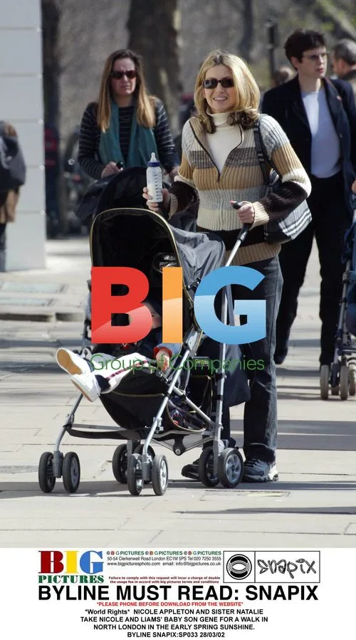 Nicole Appleton and Natalie with baby Gene