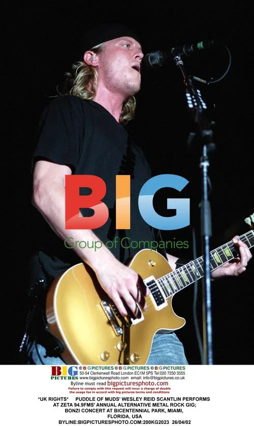 PUDDLE OF MUDS' WESLEY REID SCANTLIN PERFORMS