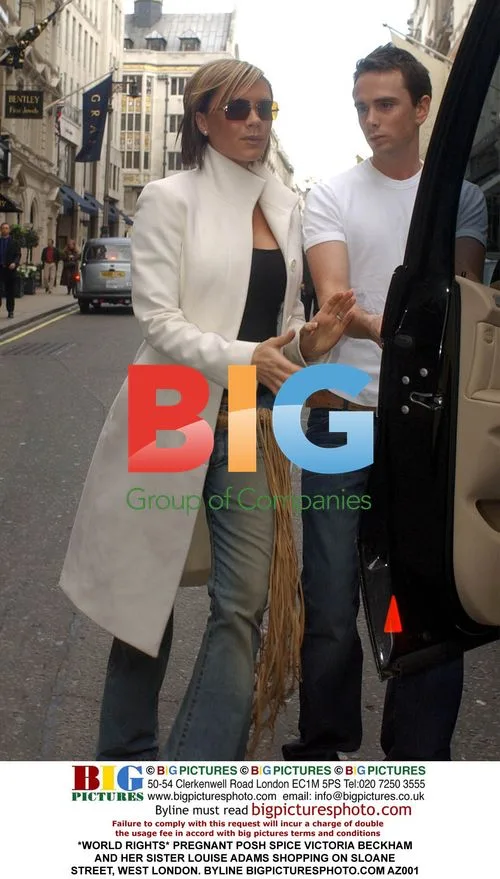Pregnant Posh Spice and sister shopping in London