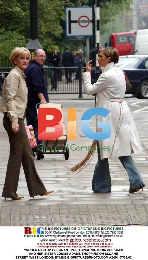 Posh Spice and sister shopping on Sloane Street