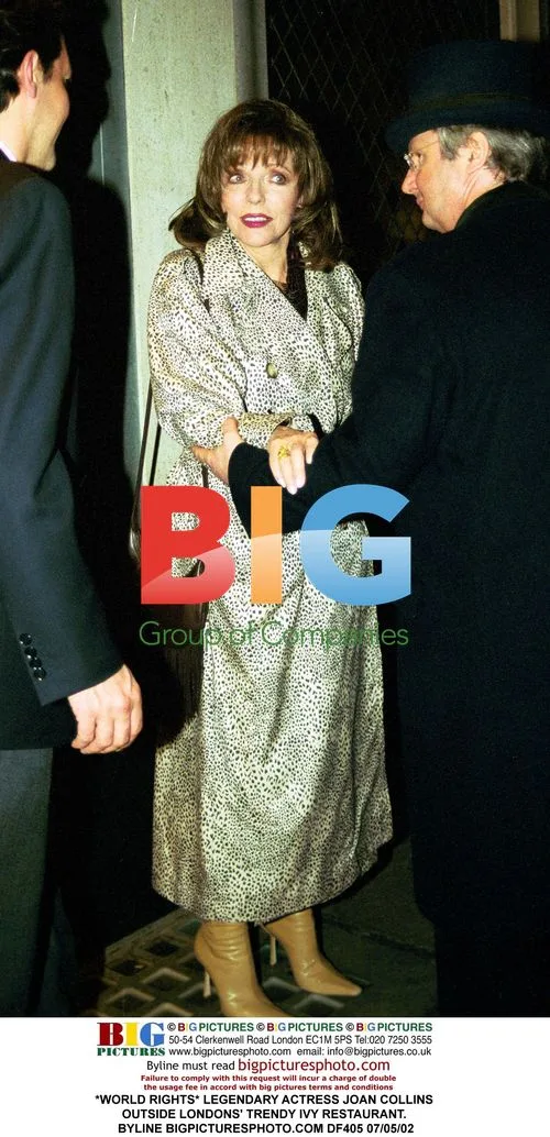 Joan Collins outside London's Ivy Restaurant