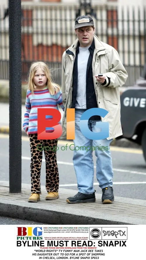 Jack Dee and Daughter Go Shopping in Chelsea