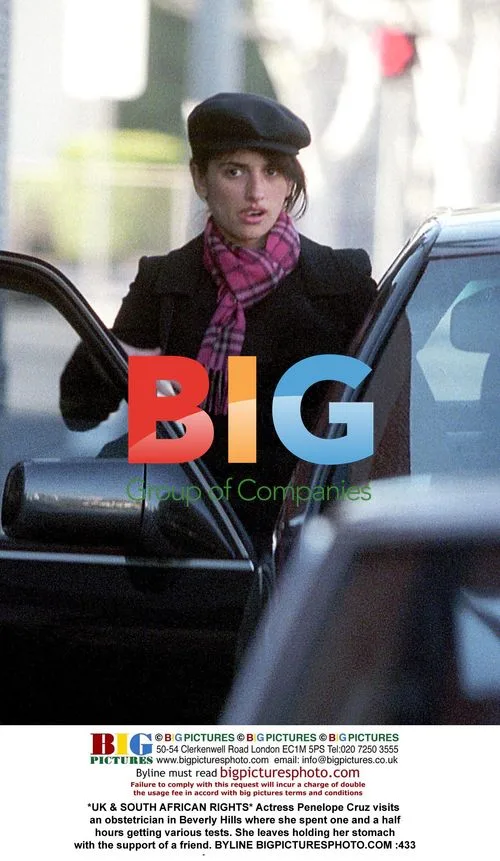 Penelope Cruz visits obstetrician in Beverly Hills