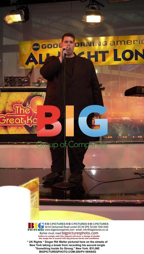 Singer Rik Waller takes break in New York
