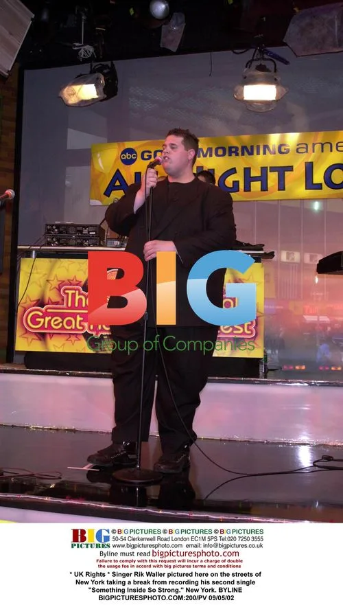Singer Rik Waller takes New York break