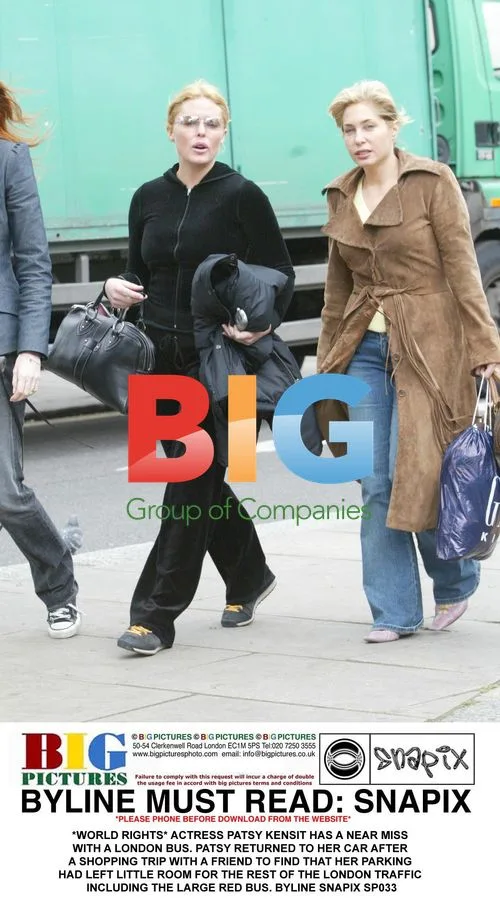 Patsy Kensit has near miss with London bus