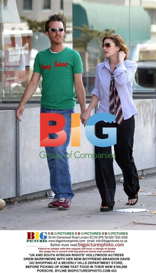 Drew Barrymore and Brandon Davis Shop in Beverly Hills