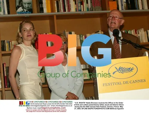 Nadia Bronson receives honor at Cannes 2002