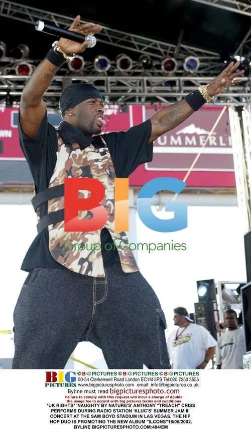 Treach Performs at Radio Station Concert