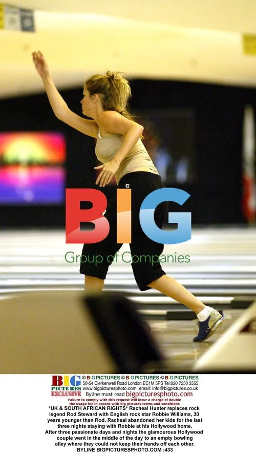 Racheal Hunter and Robbie Williams at Bowling Alley