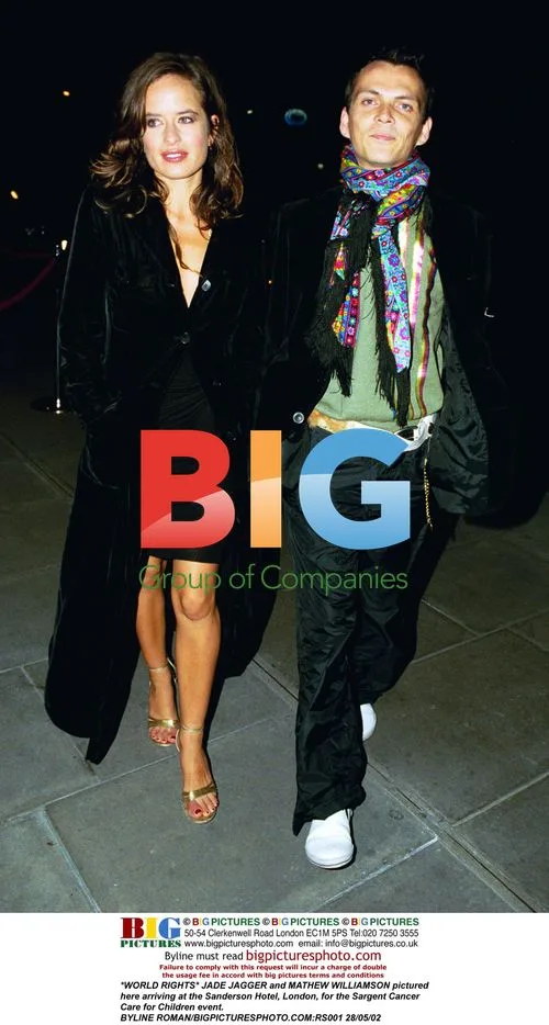 JADE JAGGER and MATHEW WILLIAMSON at Sargent Cancer Care event