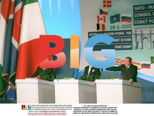 Putin, Robertson and Berlusconi at NATO Summit