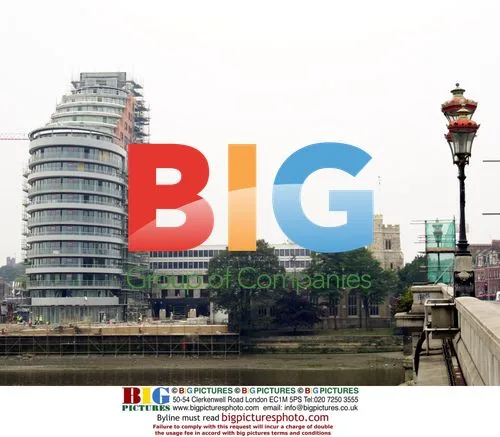 Geri Halliwell Buys Apartment in Putney Wharf
