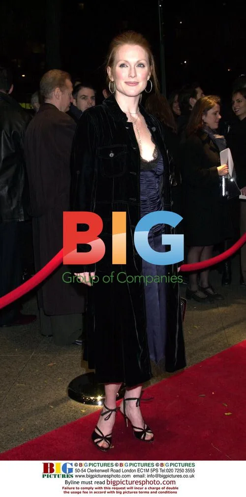 Julianne Moore at "Far from Heaven" premiere
