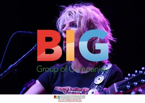 Lucinda Williams performs at DKNY Vanity Fair benefit