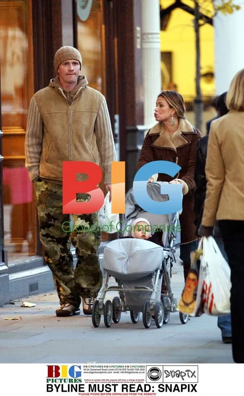 Chelsea's Petit Family Shopping in Knightsbridge