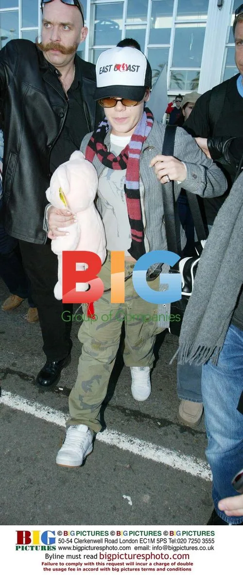 PINK Arrives in Barcelona for MTV EMA 2002