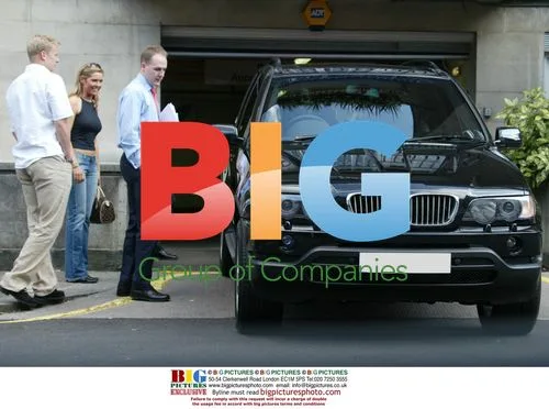 Stefan Iverson and Anna Crane test drive BMW X5