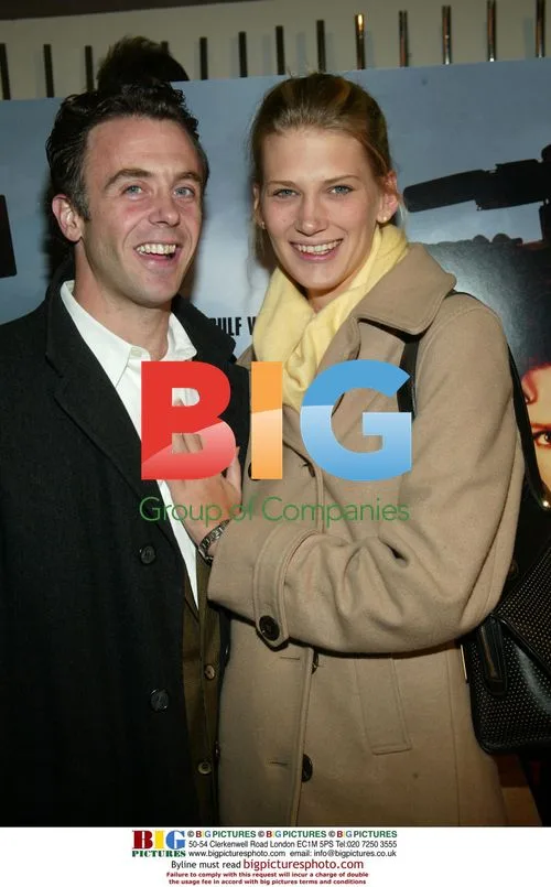 David Eigenberg and wife at "Live From Baghdad" premiere