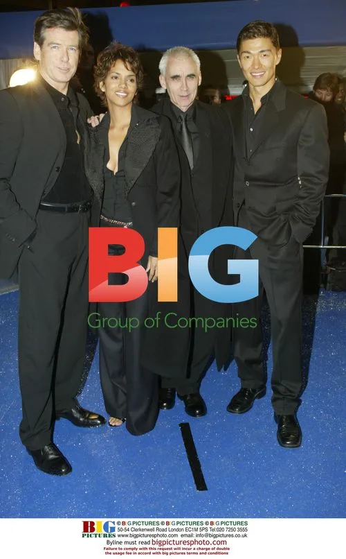 Pierce Brosnan, Halle Berry at Die Another Day Premiere