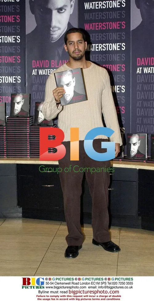 David Blaine launches "Mysterious Stranger" book