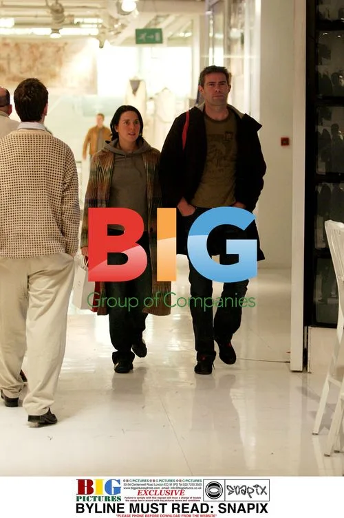 Mel C. Shopping on Bond Street