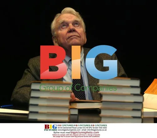 Andy Rooney promotes 'Common Nonsense' book