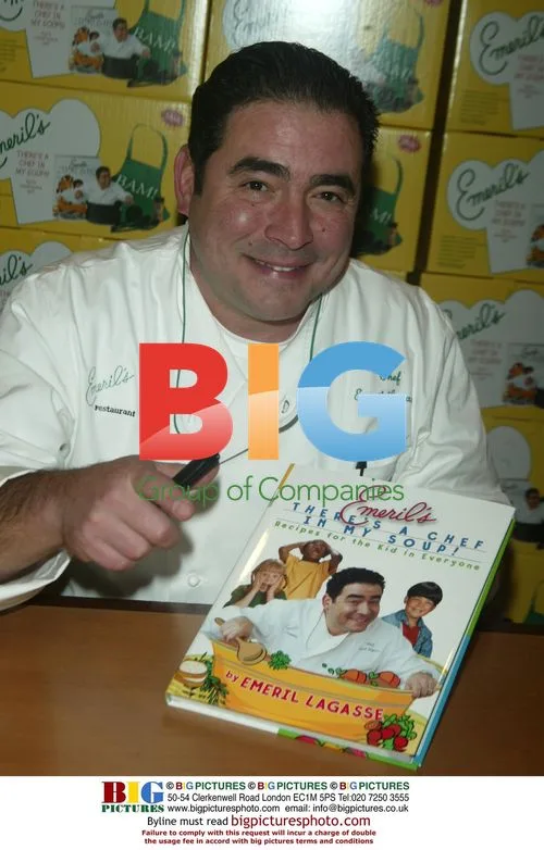 Emeril Lagasse at FAO Schwarz book signing