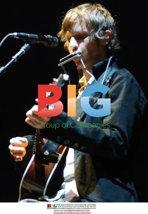 Beck Performs at Paramount Theater