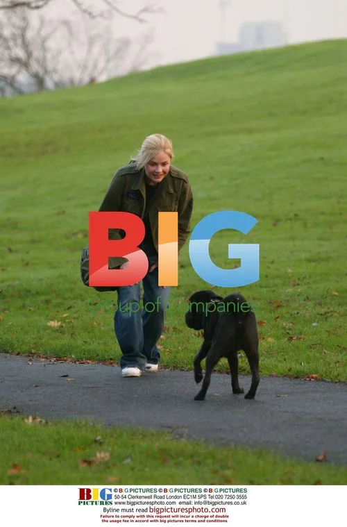 Gail Porter and family in London park