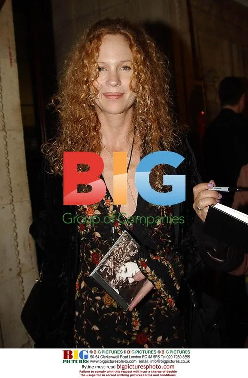 Rosie Vela at George Harrison Memorial Concert