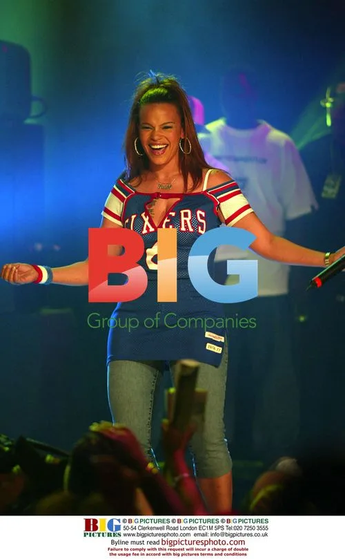 Faith Evans at MTV2's $2 Bill Concert