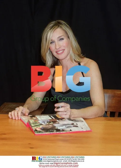 Sara Jessica Parker at book signing