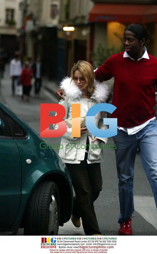 Kylie Minogue Out in Paris