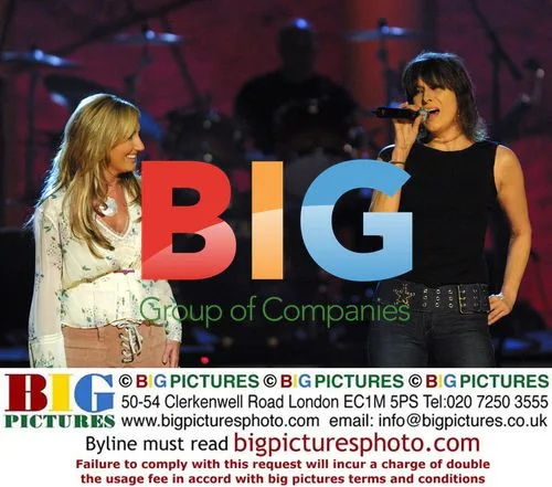 Lee Ann Womack and Chrissy Hinds perform at Lifetime's "Women Rock!"