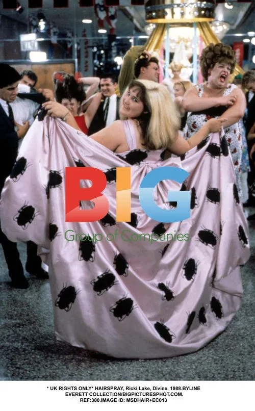HAIRSPRAY with Ricki Lake and Divine (1988)