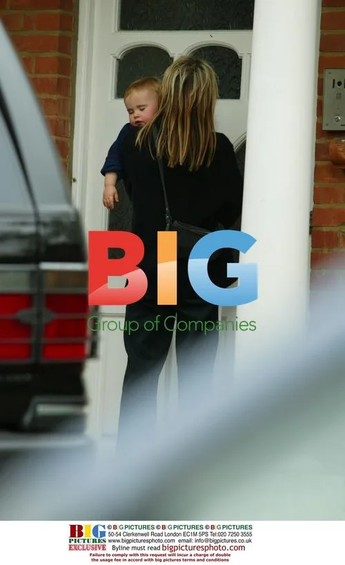 Nicole Appleton with son Gene in North London