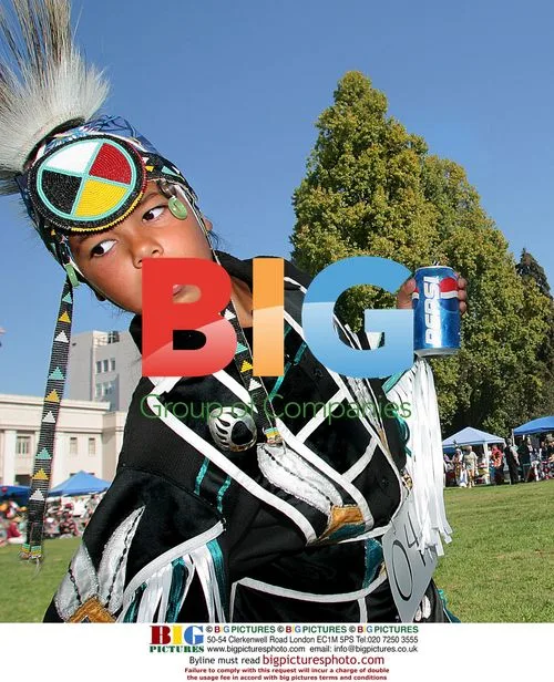 Native Americans celebrate at Berkeley powwow