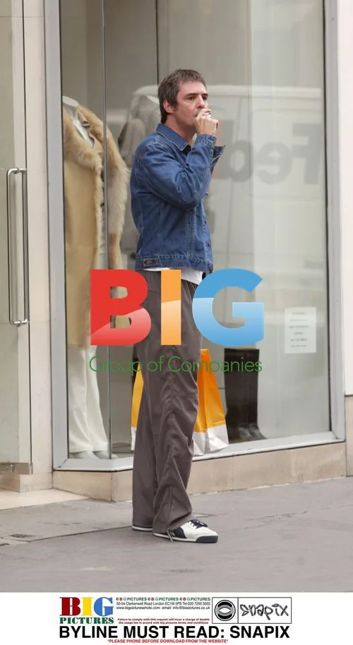 Neil Morrissey and new girlfriend shopping