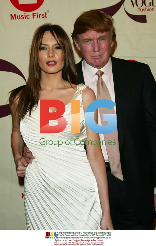 Melania and Donald Trump at 2002 VH1 Vogue Fashion Awards